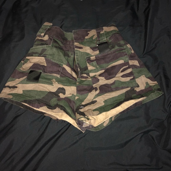 high waisted army shorts i.am.gia style - Picture 3 of 3